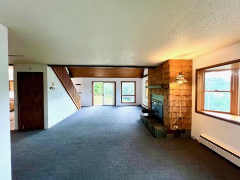 606 Us Route 9 Keeseville NY 12944