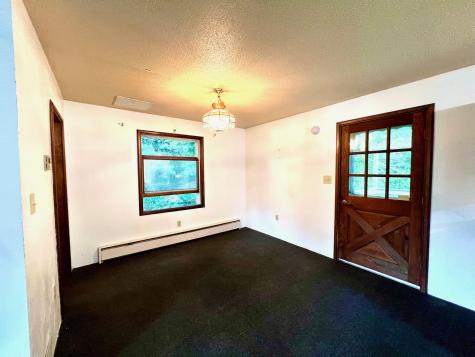 606 Us Route 9 Keeseville NY 12944