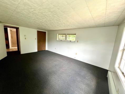 606 Us Route 9 Keeseville NY 12944