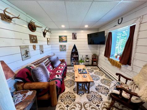 606 Us Route 9 Keeseville NY 12944