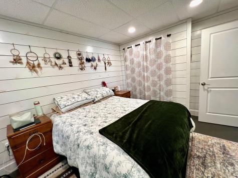 606 Us Route 9 Keeseville NY 12944