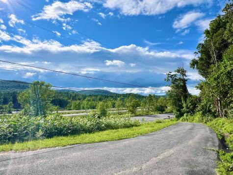 606 Us Route 9 Keeseville NY 12944