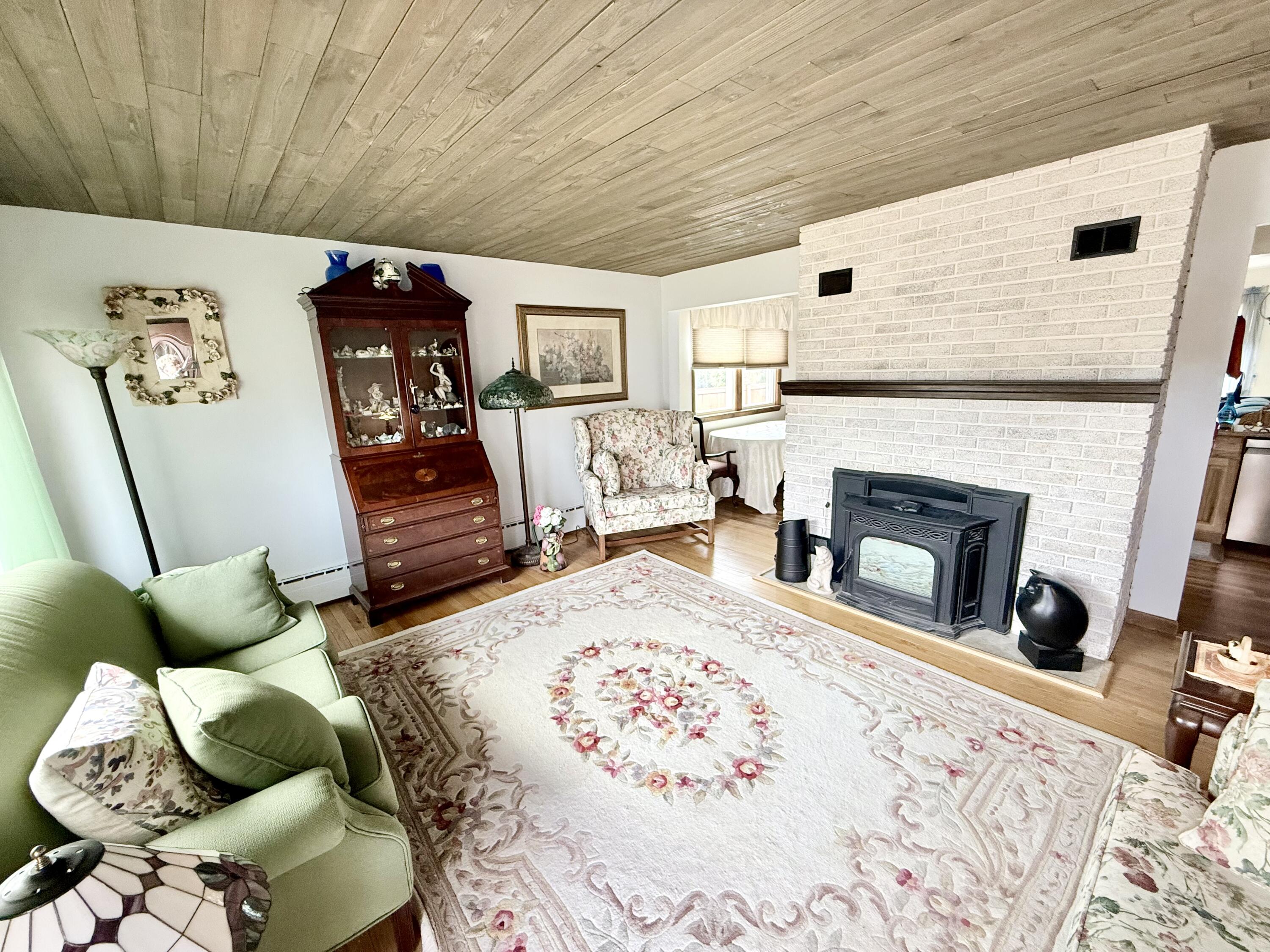 83 Bailey Avenue Plattsburgh NY 12901