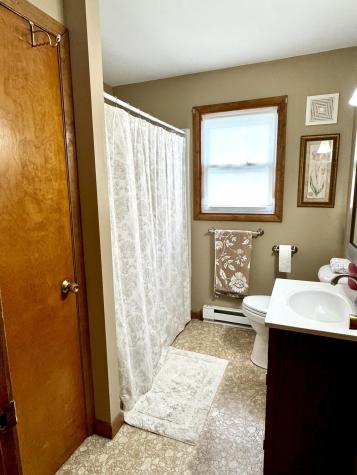 8 Phillips Avenue Rouses Point NY 12979