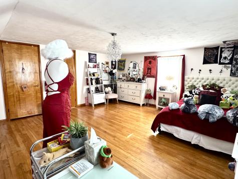 8 Phillips Avenue Rouses Point NY 12979