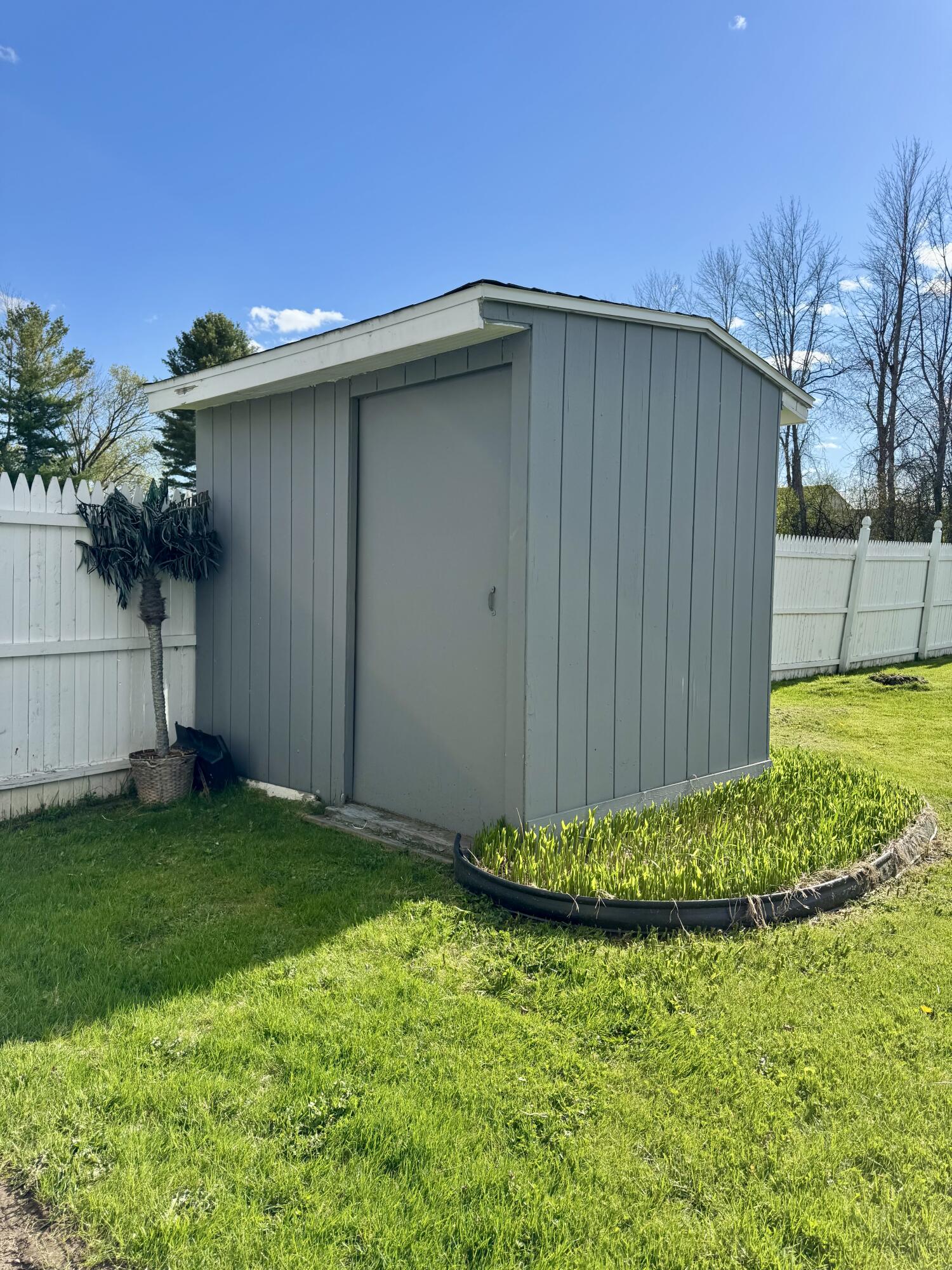 8 Phillips Avenue Rouses Point NY 12979
