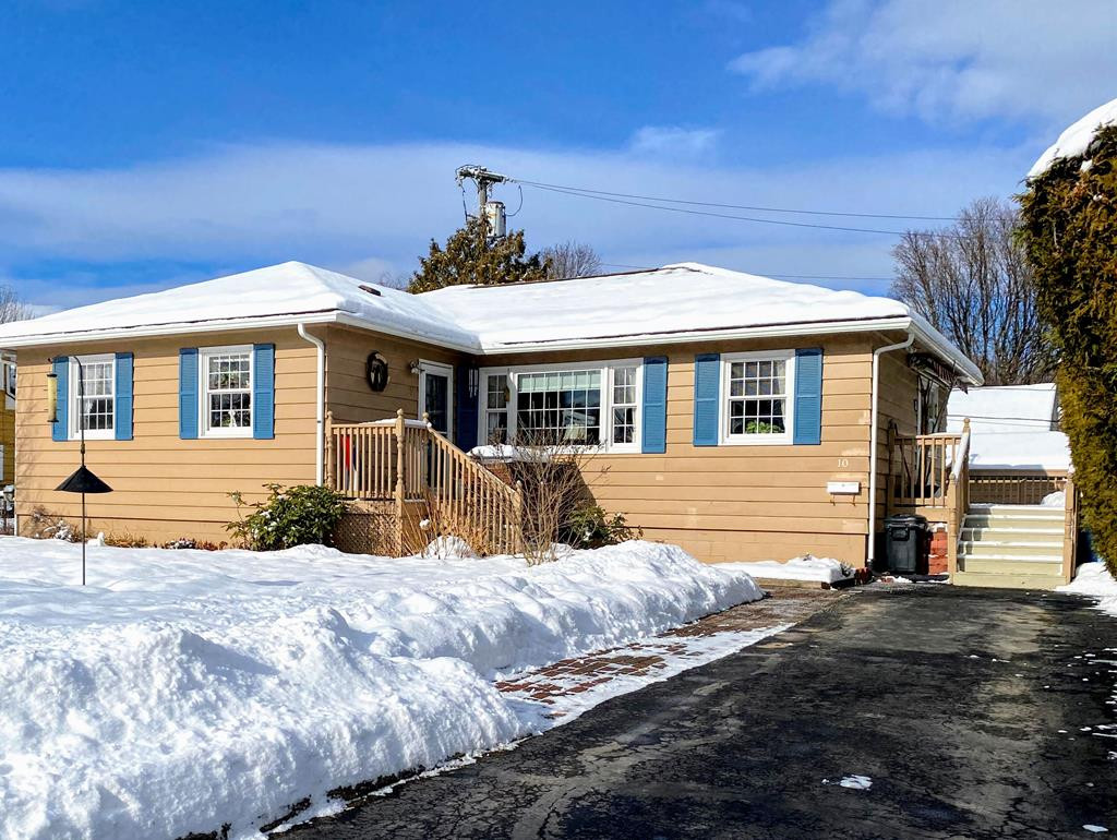 10 Cedar Lane Plattsburgh NY 12901