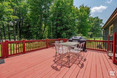 6122 Us Route 9 Elizabethtown NY 12932