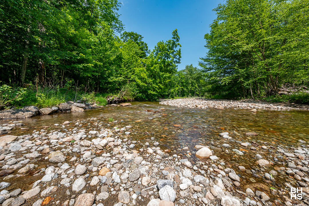 6122 Us Route 9 Elizabethtown NY 12932