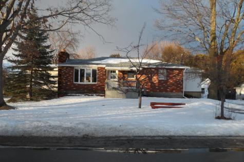 3 Bushey Boulevard Plattsburgh NY 12901