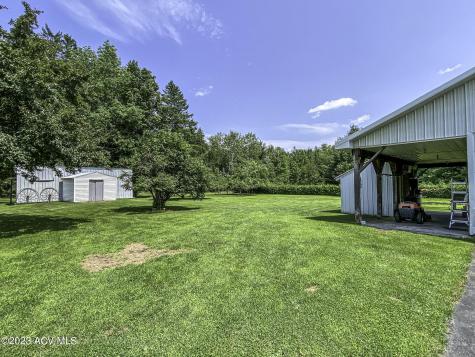1694 Hardscrabble Road Saranac NY 12991