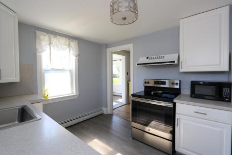 11076 Us-9 Champlain NY 12919