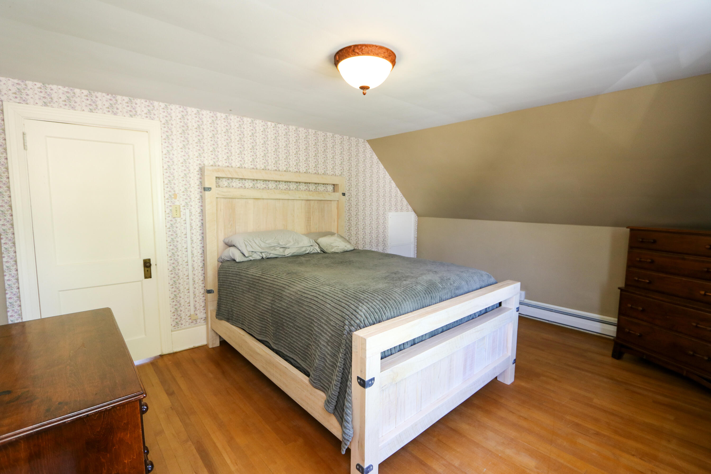 11076 Us-9 Champlain NY 12919