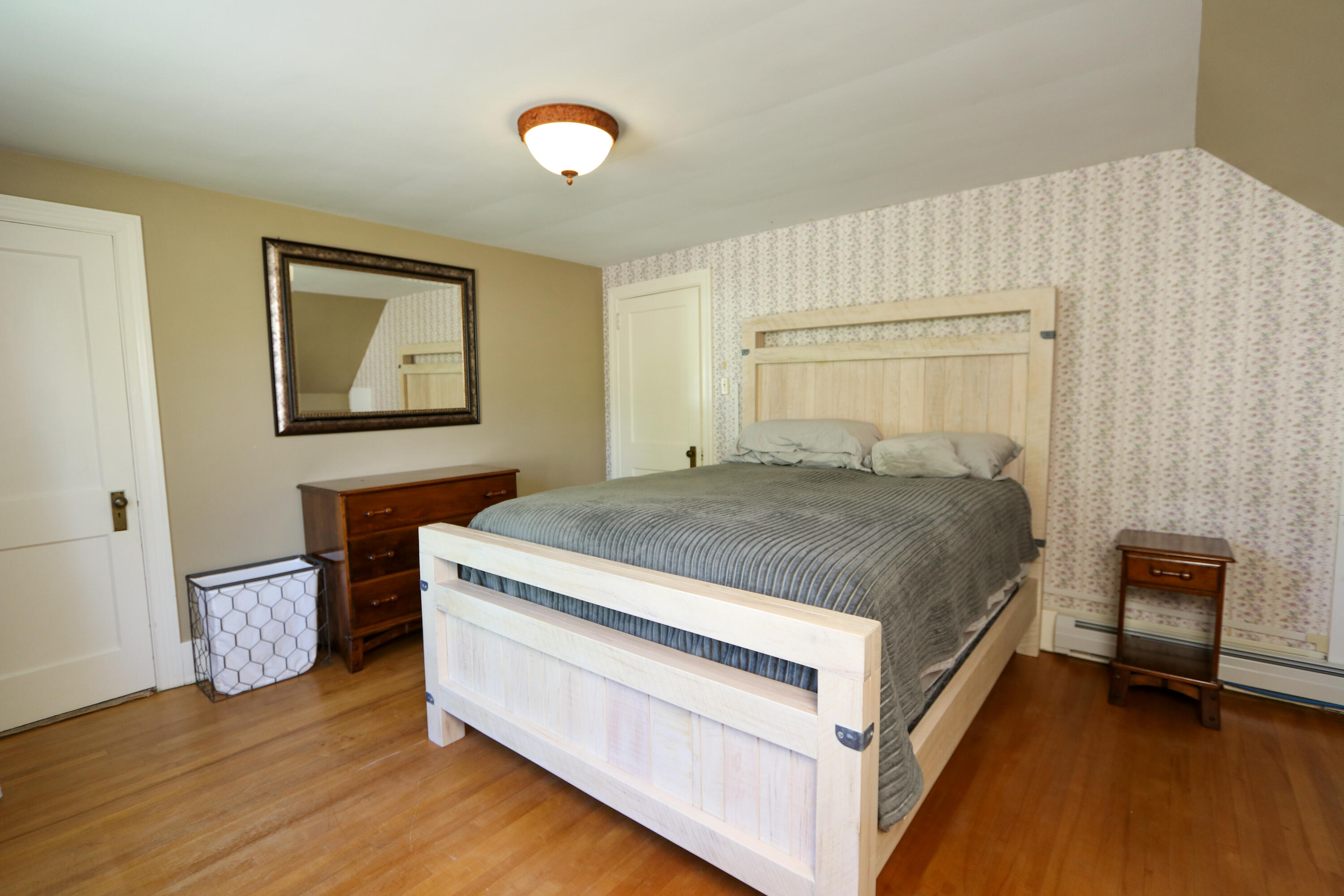 11076 Us-9 Champlain NY 12919