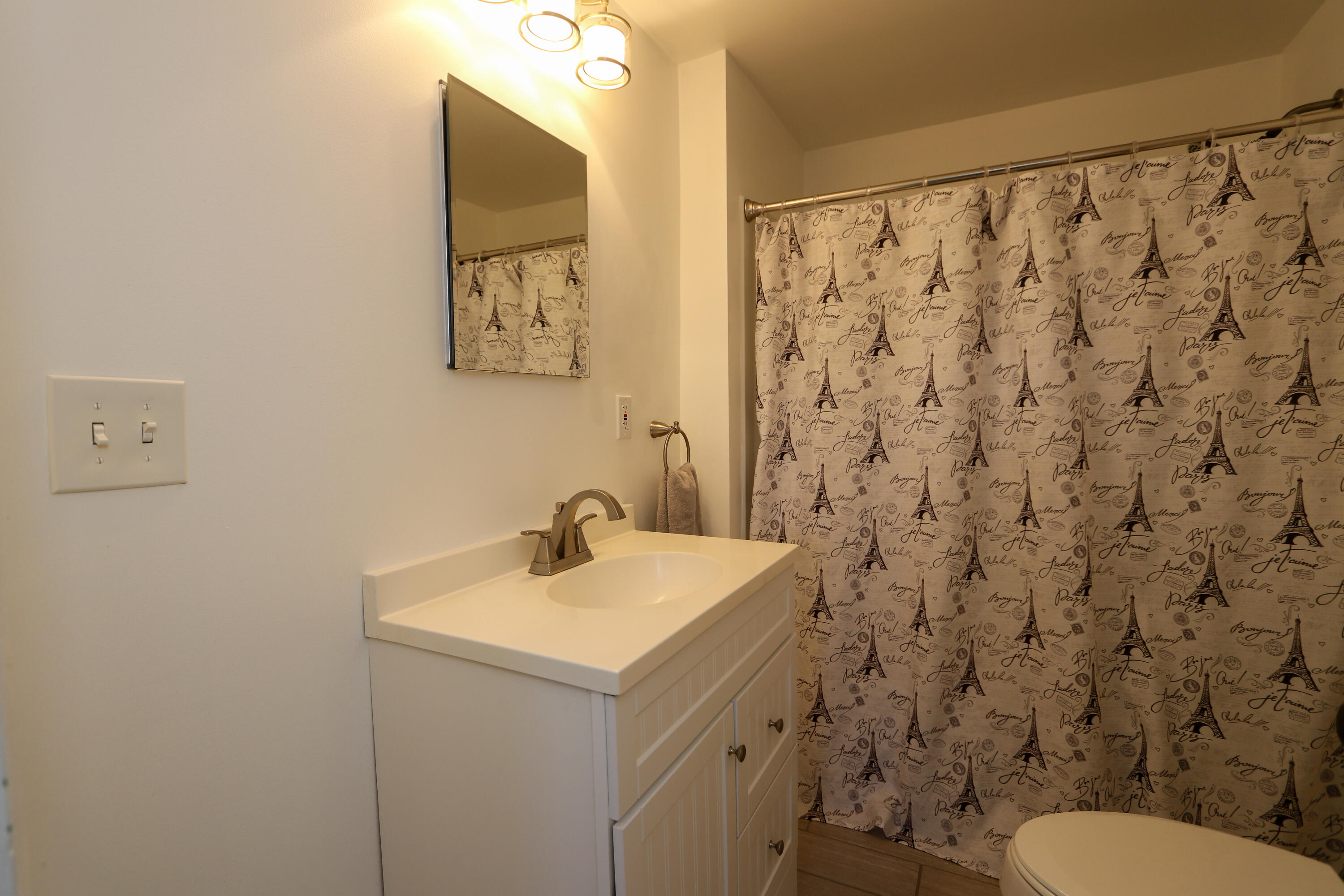 11076 Us-9 Champlain NY 12919