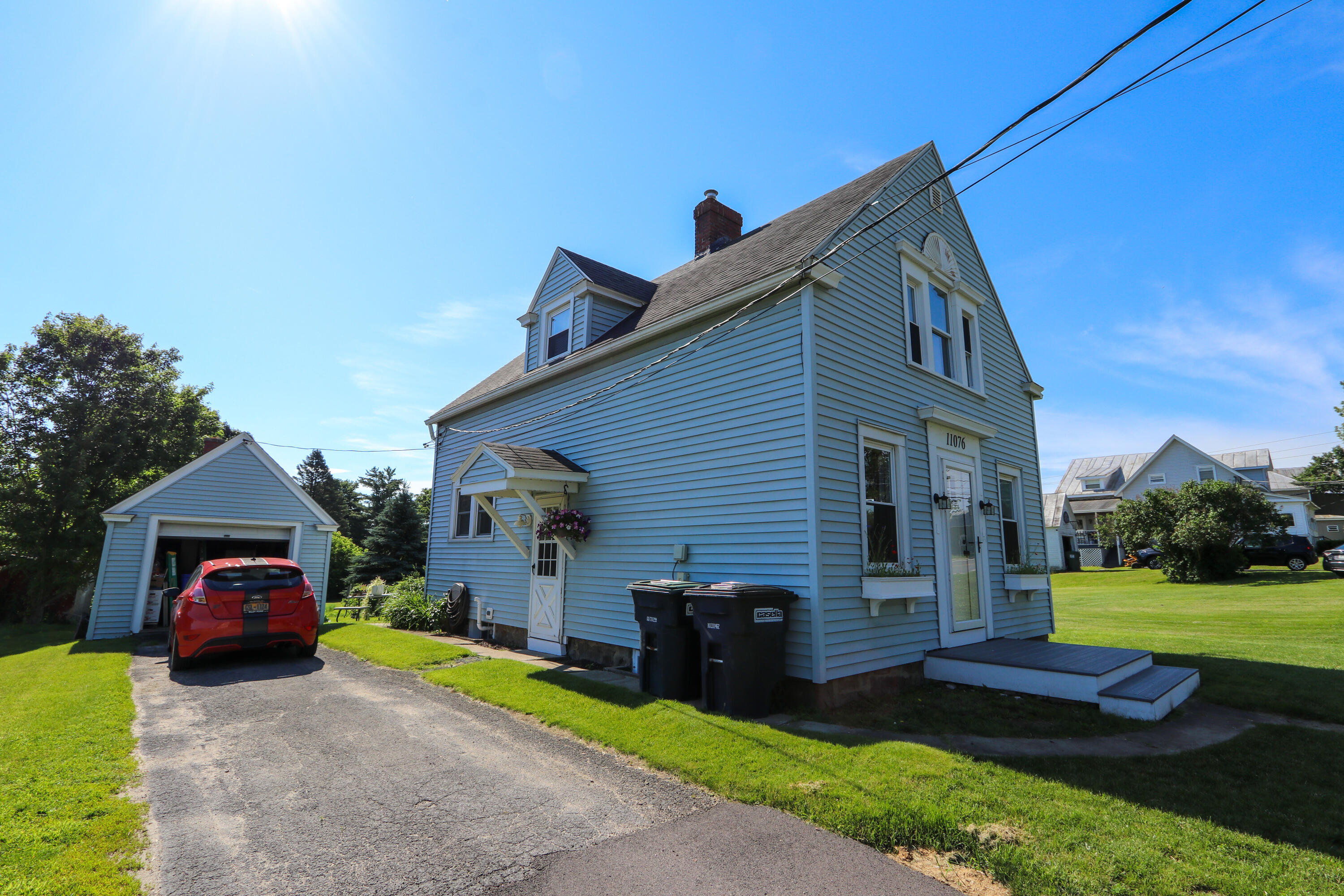 11076 Us-9 Champlain NY 12919