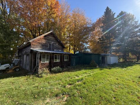 11 Pepper Hill Road Mooers Forks NY 12959