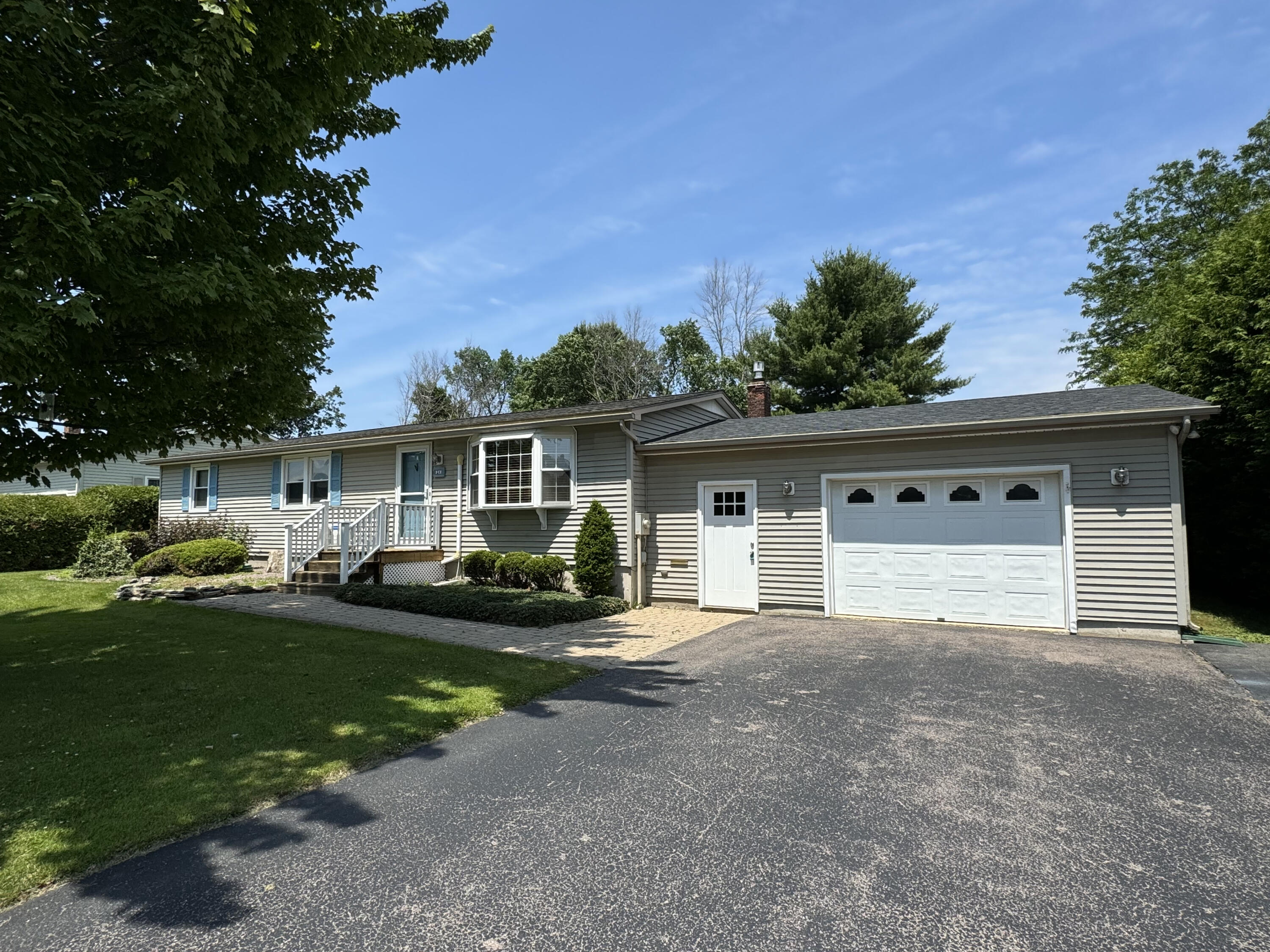 20 Stewart Street Rouses Point NY 12979