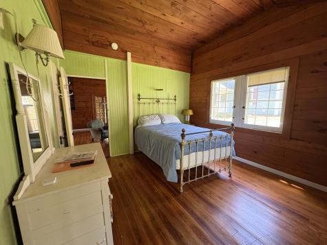 40 Woodland Lane Saranac Lake NY 12983