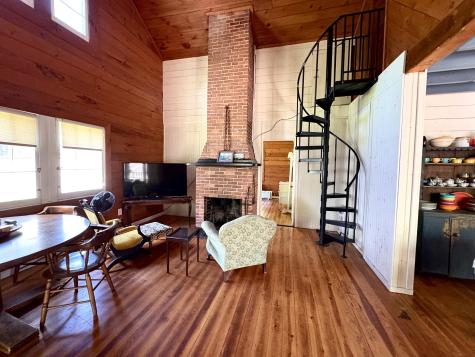40 Woodland Lane Saranac Lake NY 12983