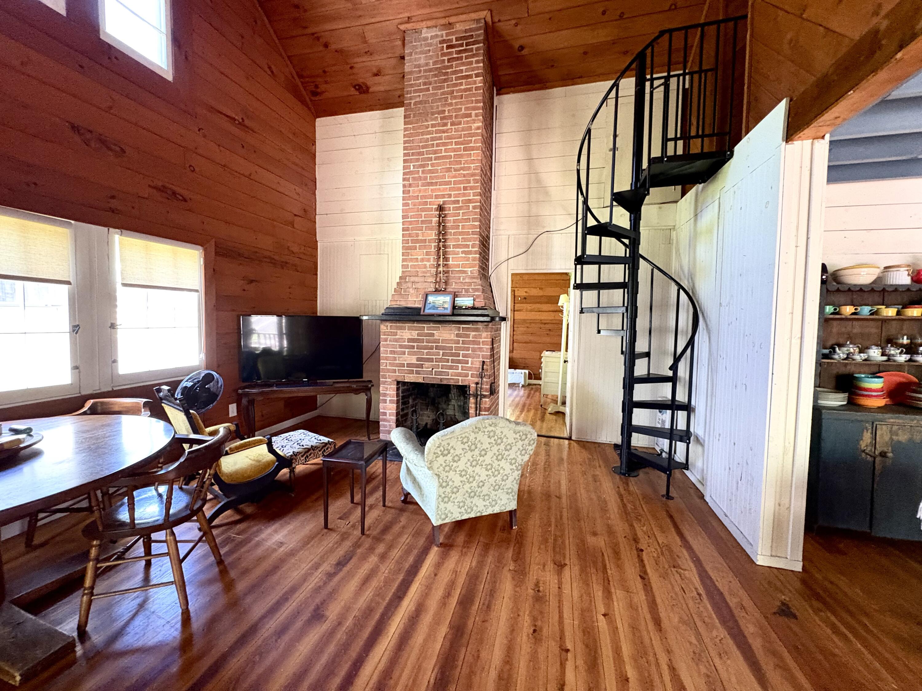 40 Woodland Lane Saranac Lake NY 12983