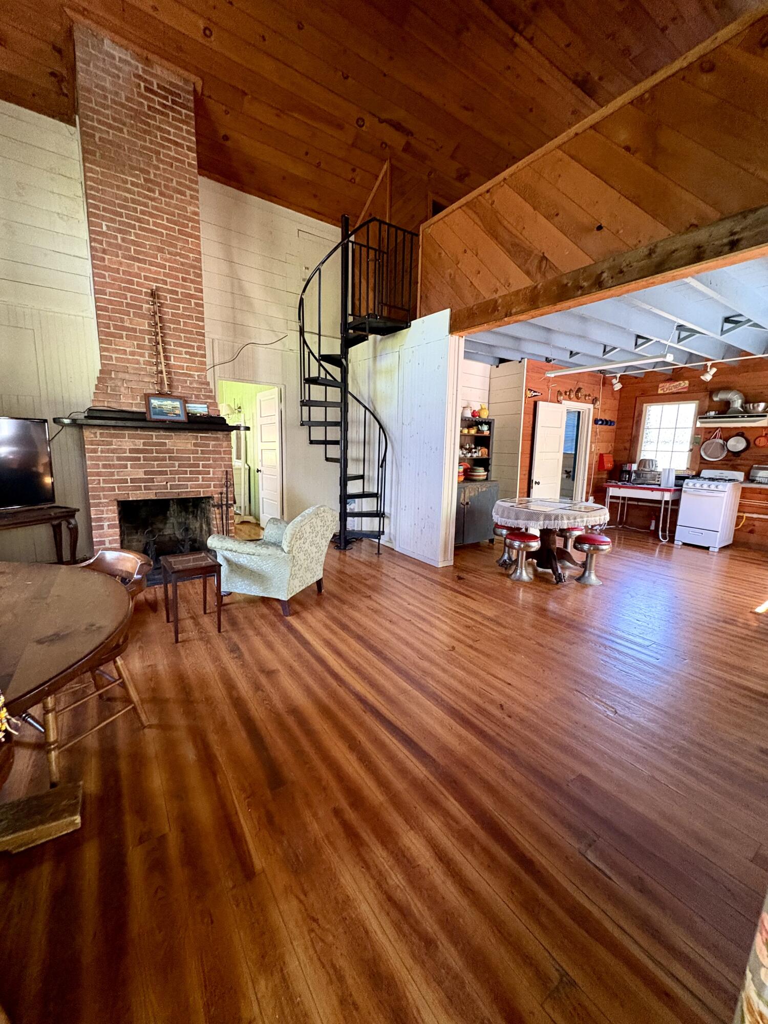 40 Woodland Lane Saranac Lake NY 12983