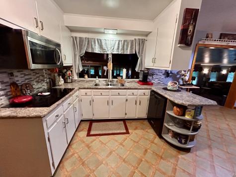 32 Ollivetti Place Plattsburgh NY 12901