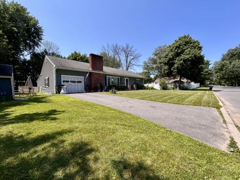 32 Ollivetti Place Plattsburgh NY 12901
