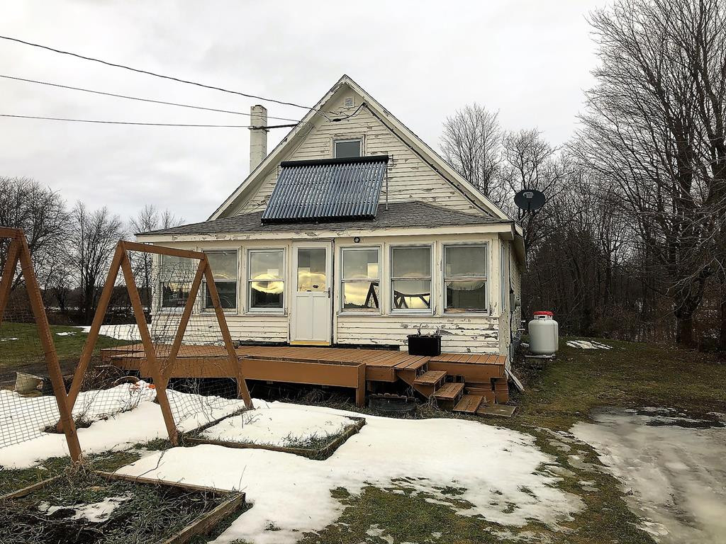 40 South Street Champlain NY 12919