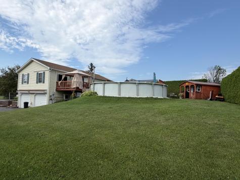 31 Vintage Estates Plattsburgh NY 12901
