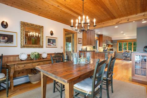 55 Woodpecker Way Keene NY 12942