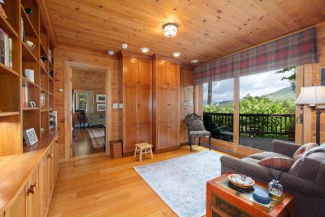 55 Woodpecker Way Keene NY 12942