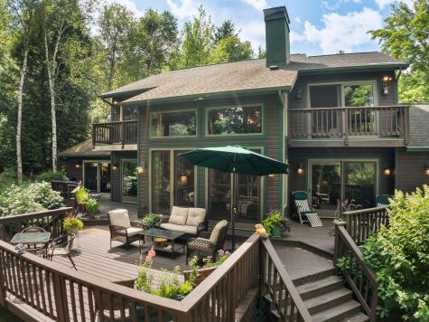 55 Woodpecker Way Keene NY 12942