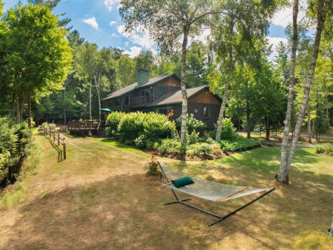 55 Woodpecker Way Keene NY 12942