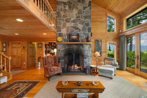 55 Woodpecker Way Keene NY 12942