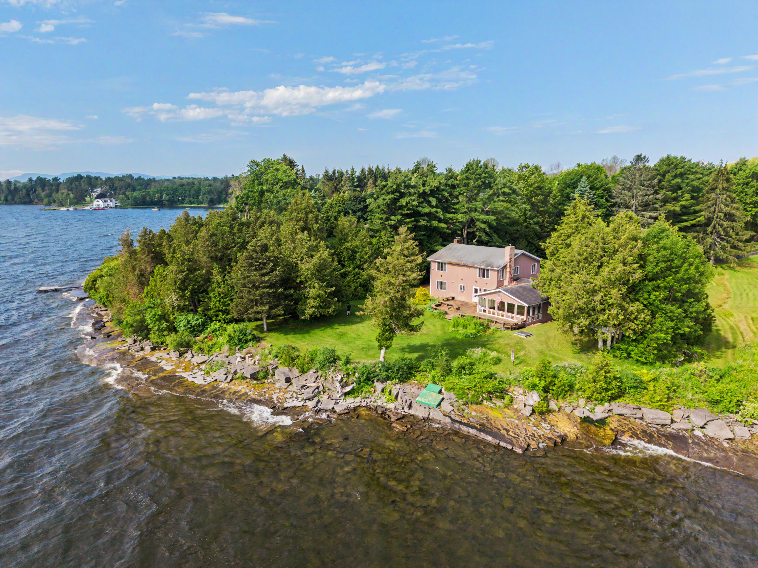 8 Coastland Drive Plattsburgh NY 12901