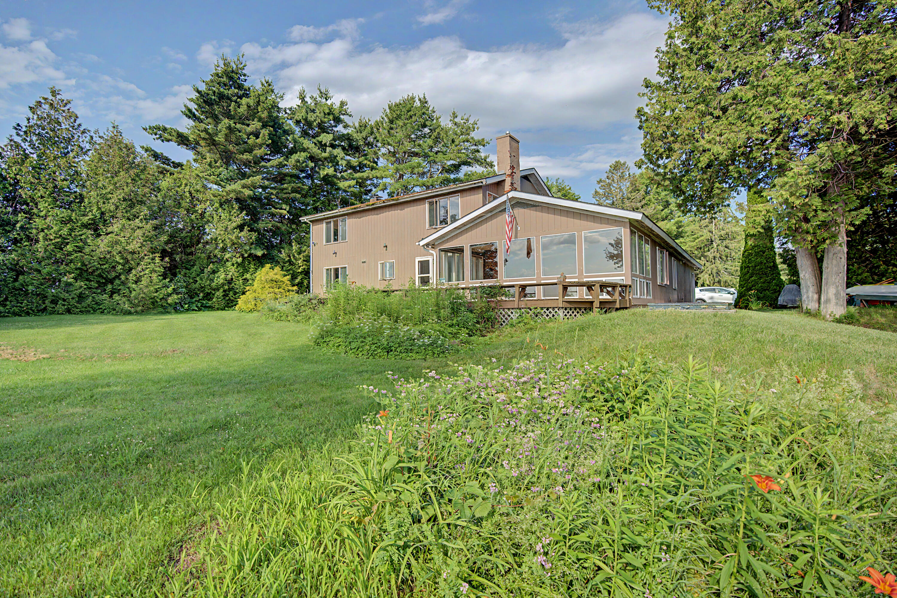 8 Coastland Drive Plattsburgh NY 12901