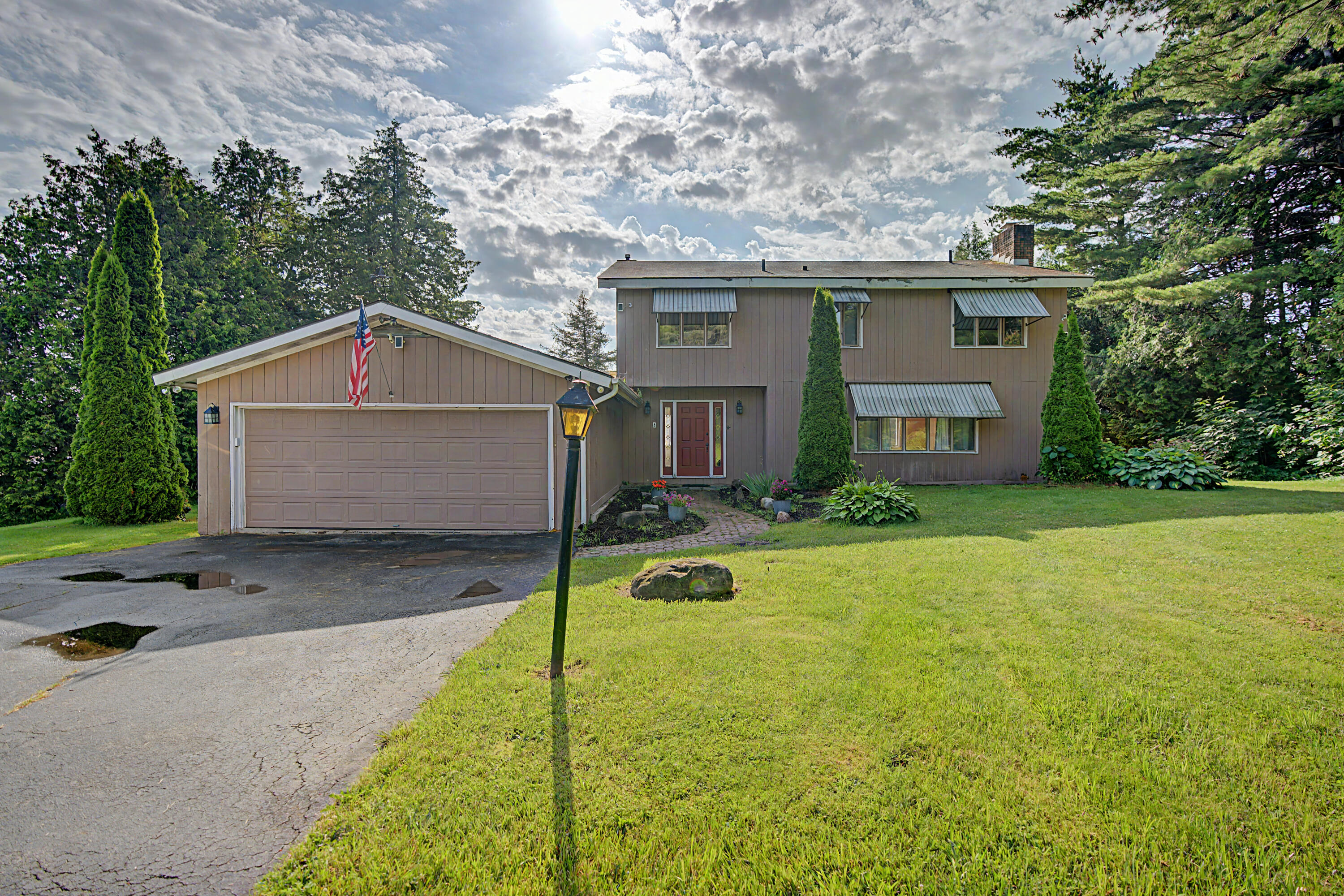 8 Coastland Drive Plattsburgh NY 12901