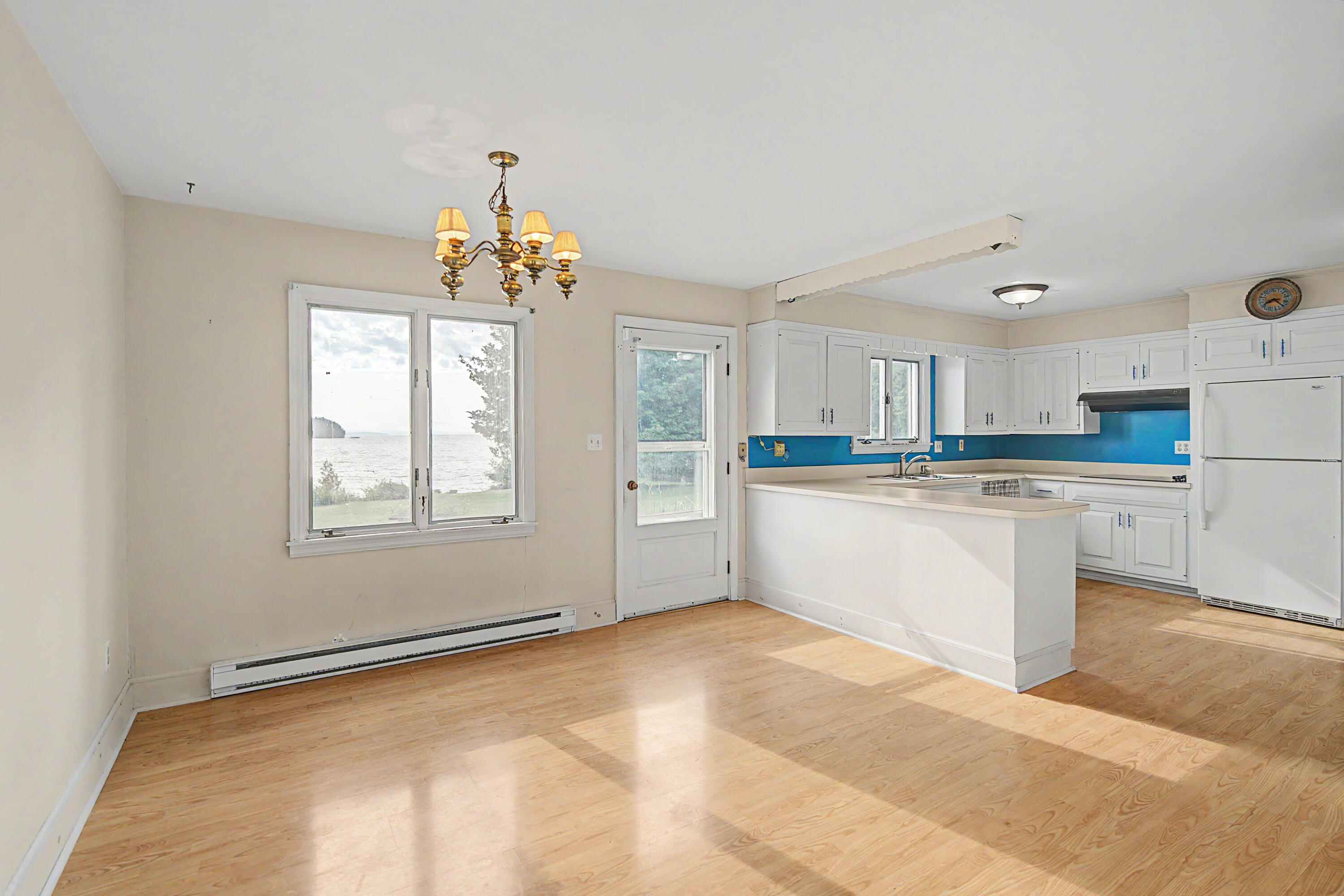8 Coastland Drive Plattsburgh NY 12901