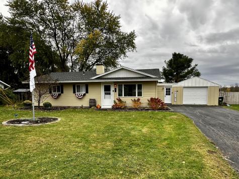 21 Genesee Lane Plattsburgh NY 12901
