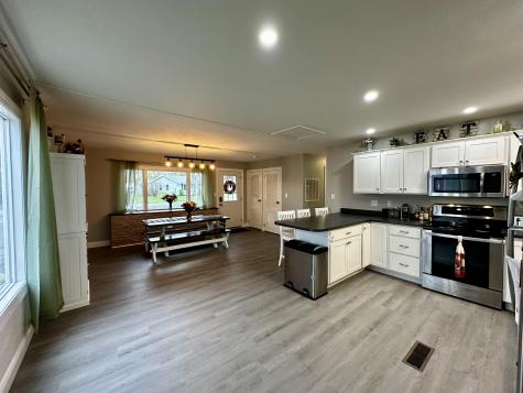 21 Genesee Lane Plattsburgh NY 12901