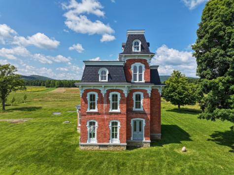 249 Point Road Willsboro NY 12996