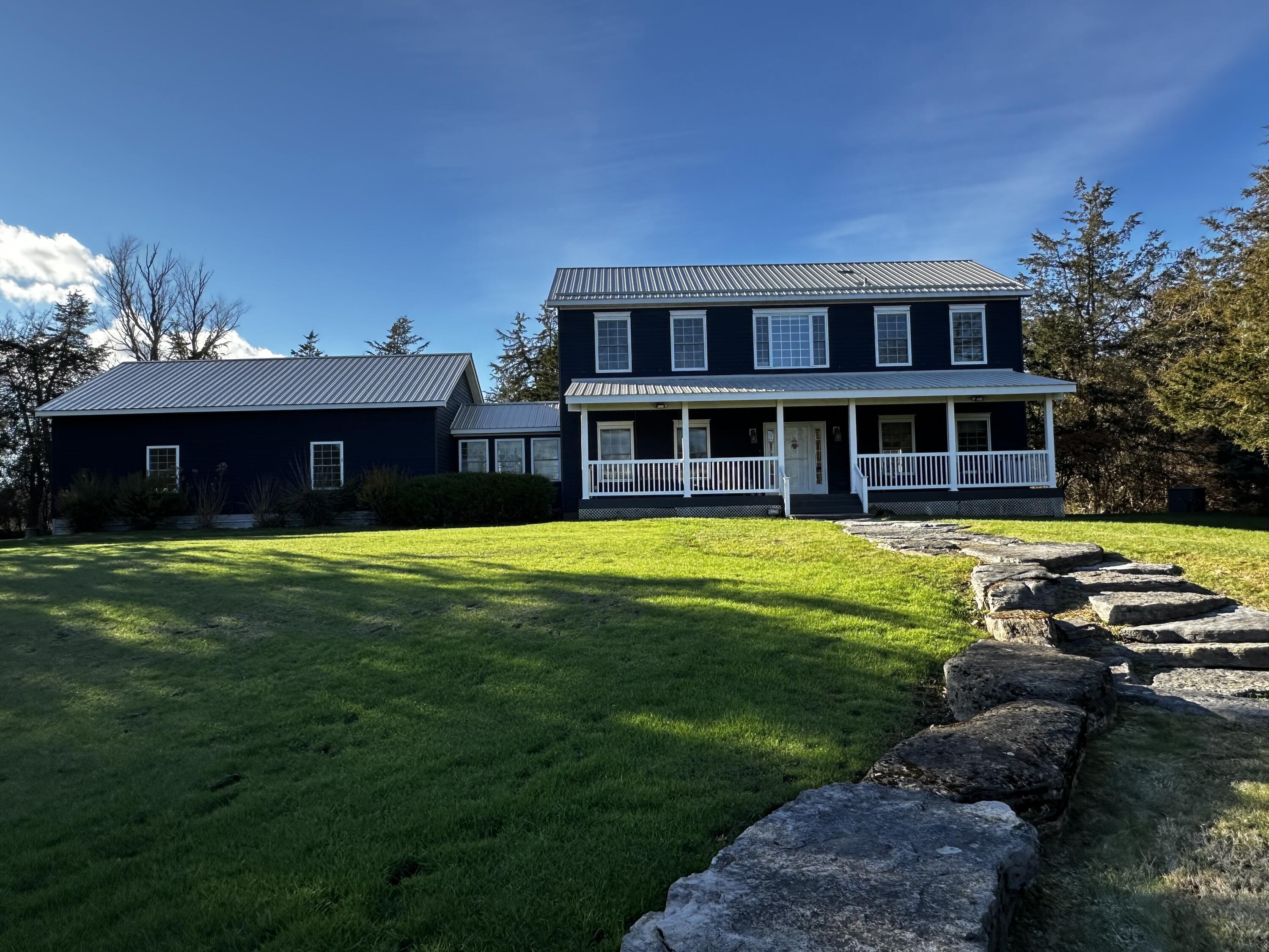 242 School Street Essex NY 12936