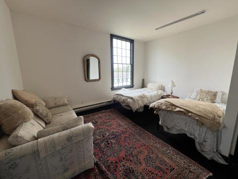 2728 Ny State Route 22 Essex NY 12936