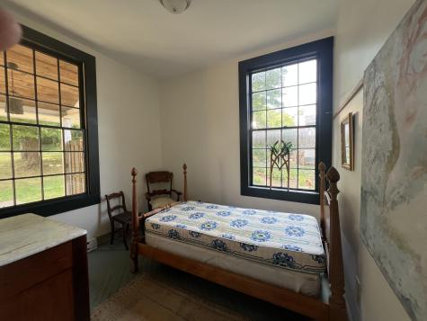 2728 Ny State Route 22 Essex NY 12936