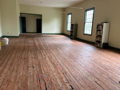 2728 Ny State Route 22 Essex NY 12936