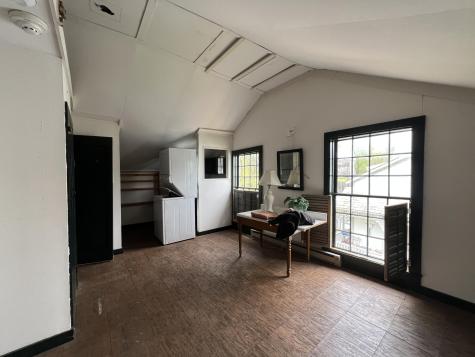 2728 Ny State Route 22 Essex NY 12936