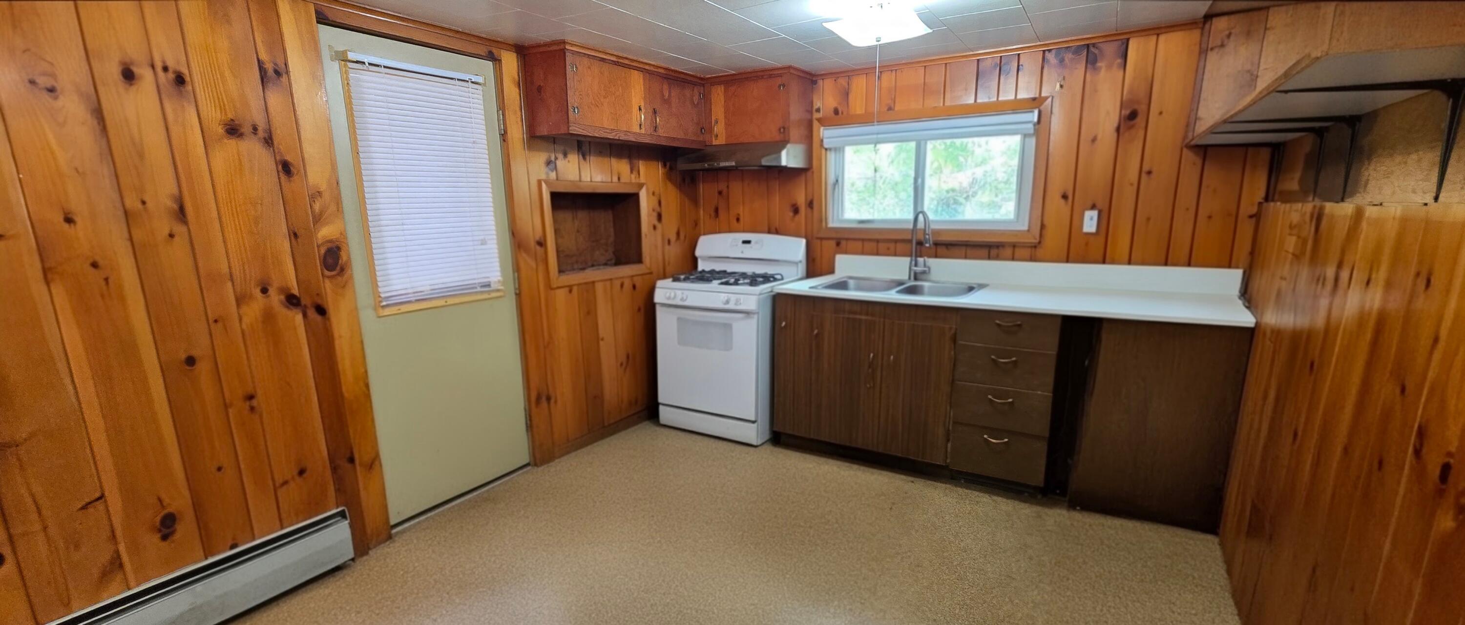 171 Mcintyre Street Saranac Lake NY 12983