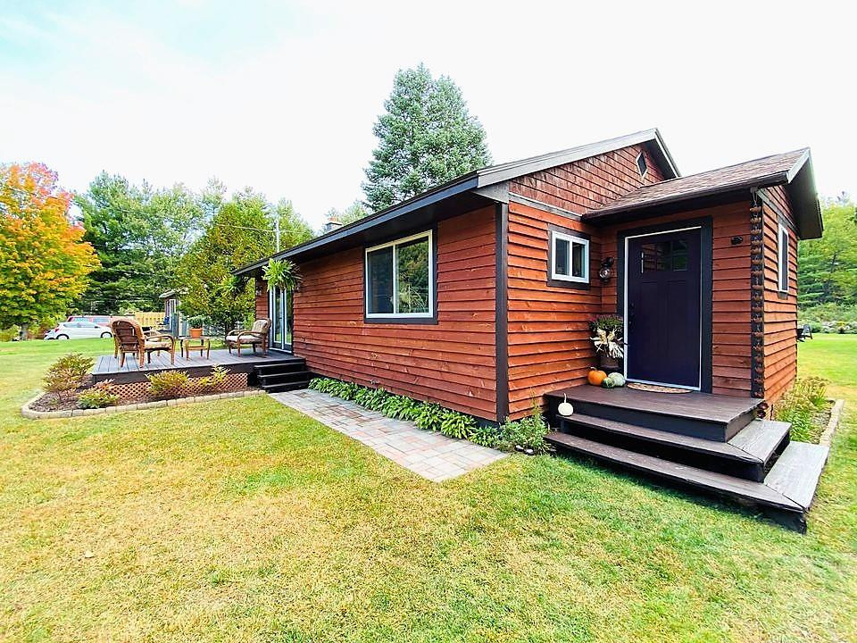 1064 Bartlett Road Upper Jay NY 12987