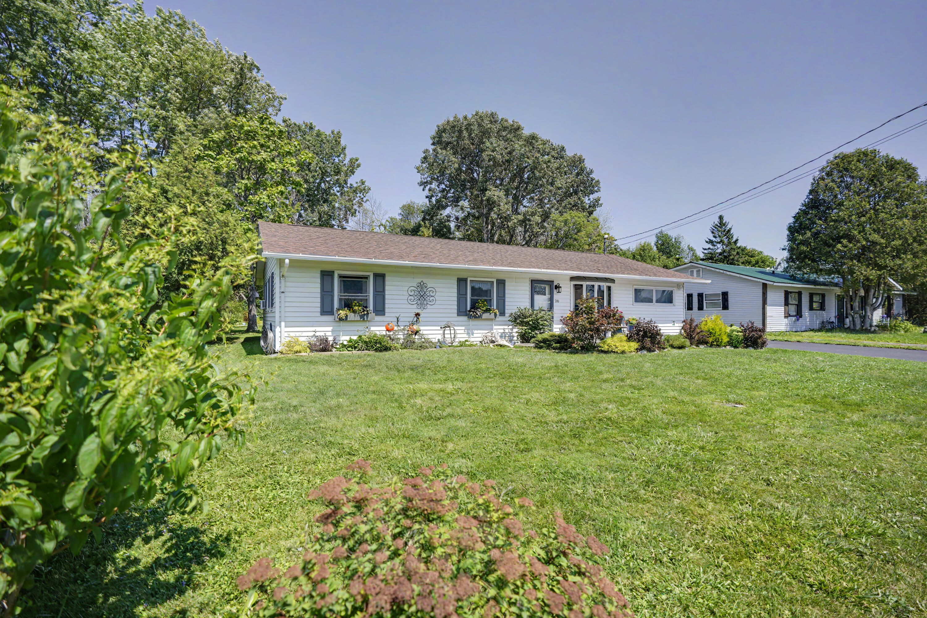20 Oswego Lane Plattsburgh NY 12901